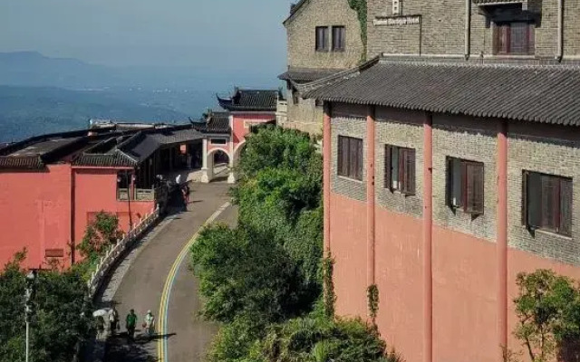 Moutain Top Sunrise Boutique Hotel