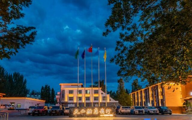 Tianshan Xing Hotel