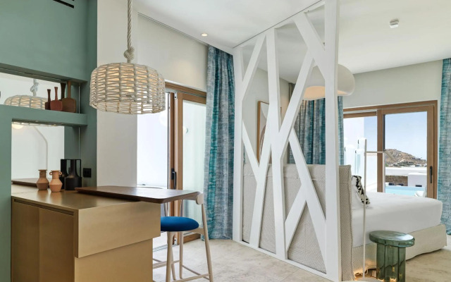 Amyth of Mykonos Super Paradise