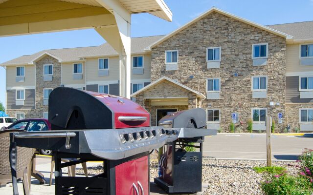 My Place Hotel - Dickinson, ND