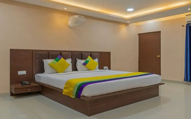 Goroomgo Kashi Grand Residency Varanasi