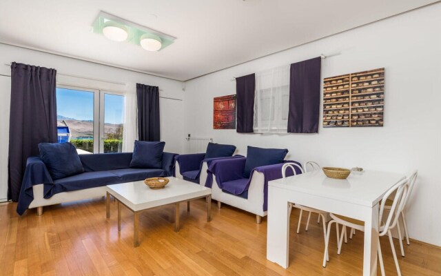Amazing Home in Pag With 5 Bedrooms, Wifi and Outdoor Swimming Pool