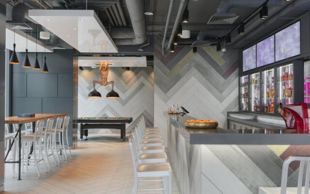 Sky Loft Hotel Kyiv by Rixwel