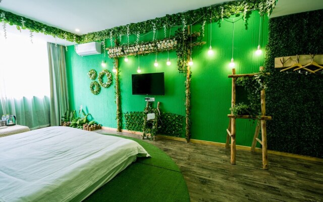 Chongqing Alvin Hotel