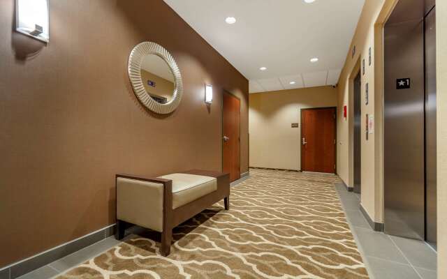 Comfort Suites Grand Island South