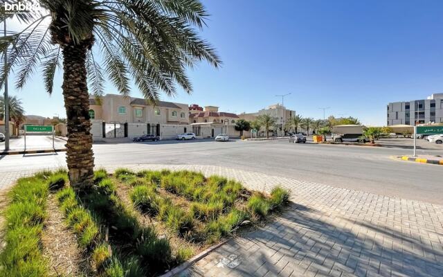 bnbmehomes- Stay nr Granada Mall-32B4