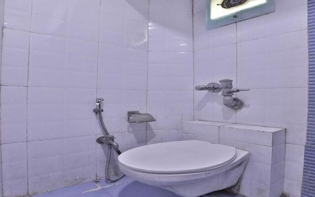 OYO 43699 Hotel Aditi