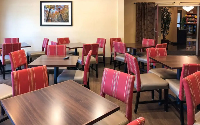 Comfort Suites Mahwah - Paramus