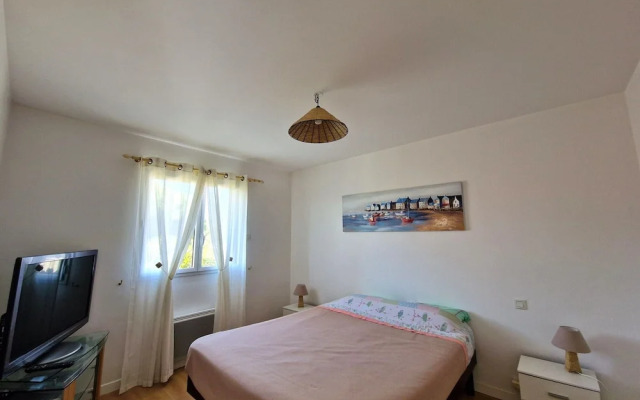 Holiday Villa With Pool in Sarzeau