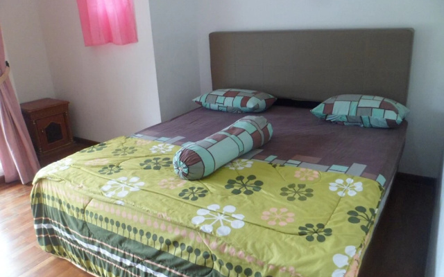 Bukit Danau Exclusive Resort & Villa