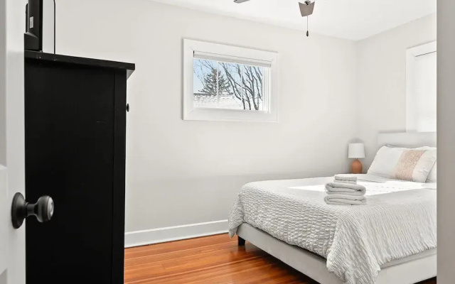 Adorable Broad Ripple Duplex
