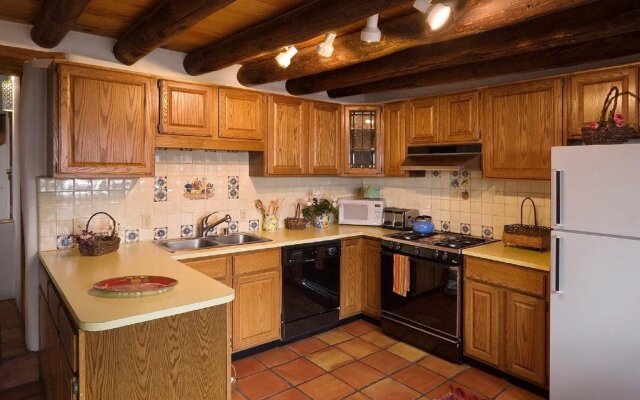 Hacienda Nicholas Bed & Breakfast