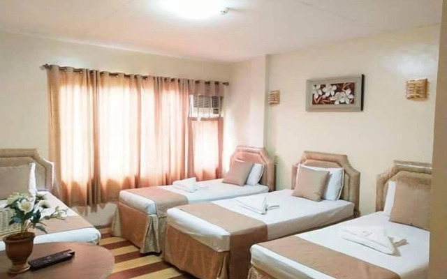 Splash Mountain Resort Hotel
