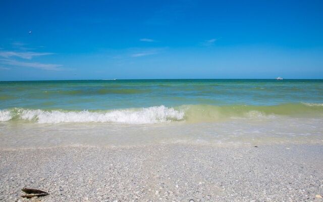 South Seas Tower 4 #1912 2 Bedrooms 2 Bathrooms Condo