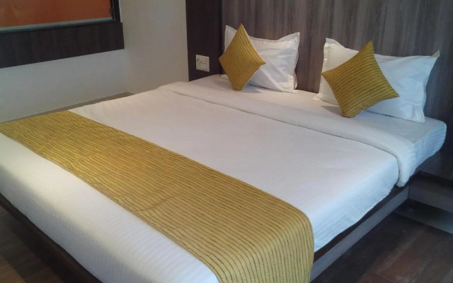 OYO 1711 Hotel Sepoy Grande