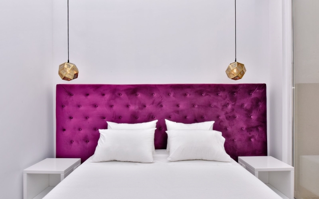 4 Elements Sea Side Luxury Suites - Earth