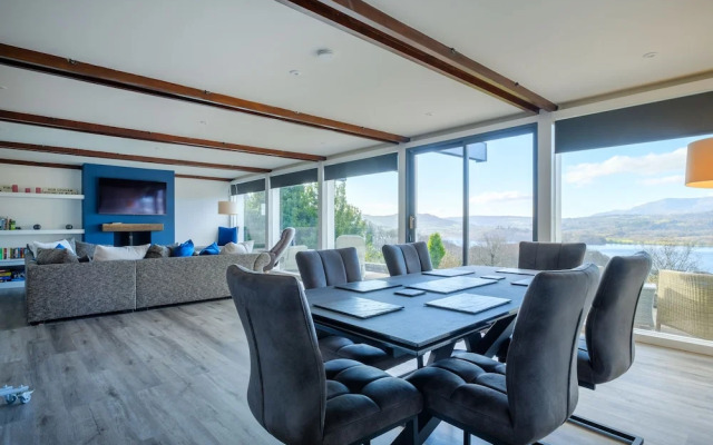 Paddock House