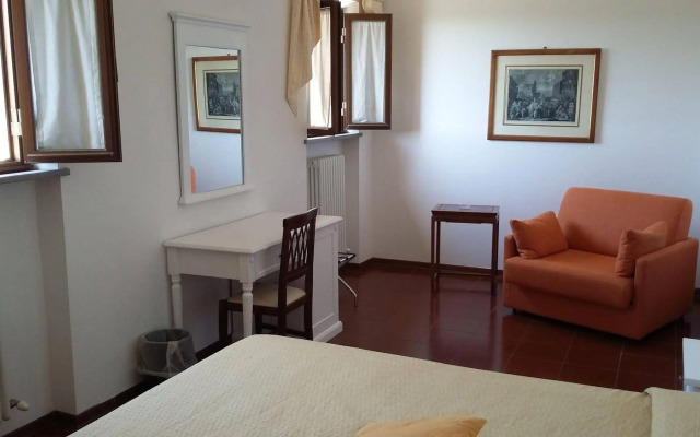 Hotel Porta Romana di Luce Hotels