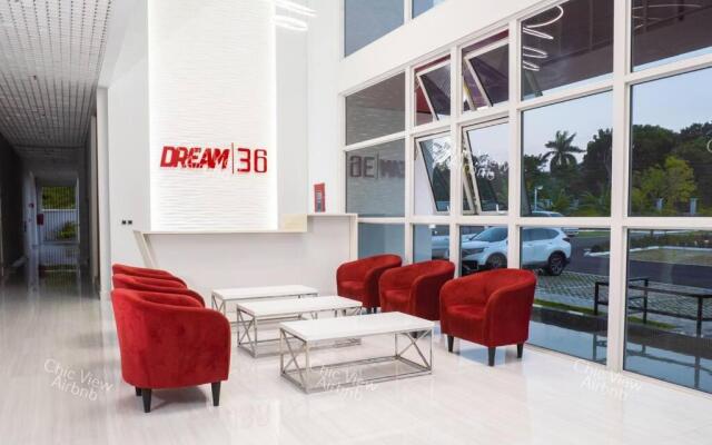 Chic View 1Bedroom Condo @ Dream 36