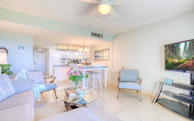 Paradise Beach Club - Stay in Cocoa Beach