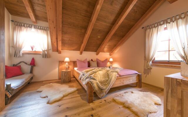 Hunting Chalet No. 19