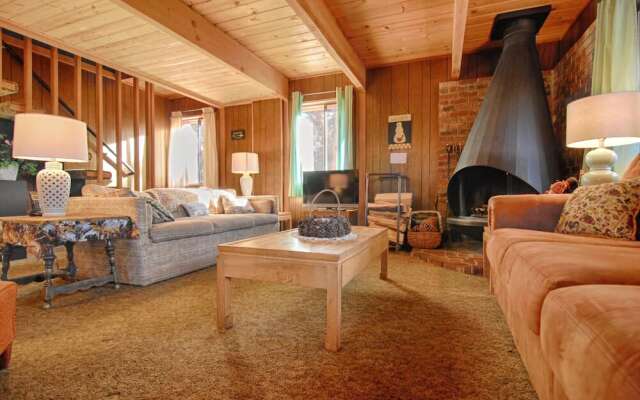Classic Tahoe Bunkhouse Style Cabin #193