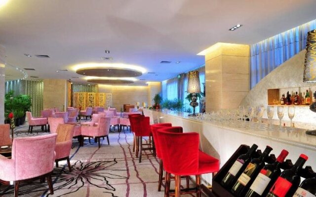 Yulong International Hotel