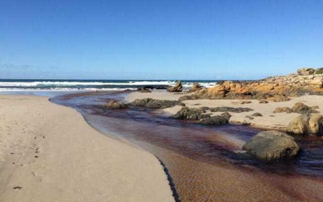 Hermanus Backpackers