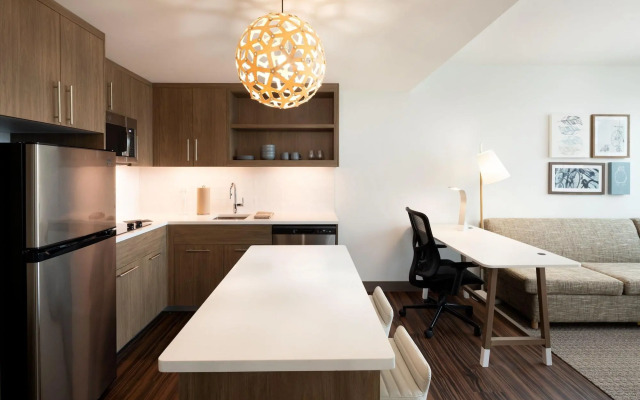 Element Austin at The Domain