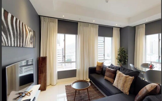 CBD Luxury Apartment