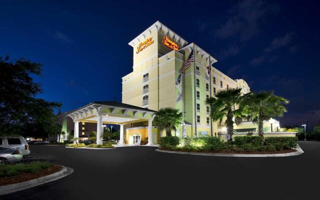 Hampton Inn & Suites Jacksonville Deerwood Park