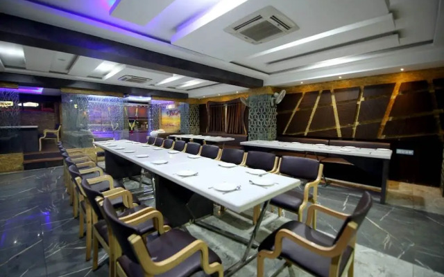 Hotel Vega By OYO Rooms