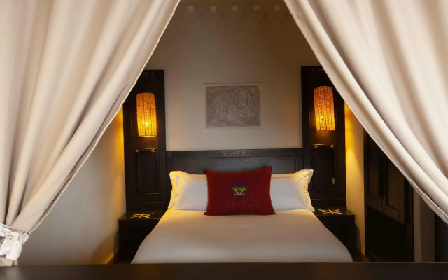 Borjs Hotel Suites & Spa