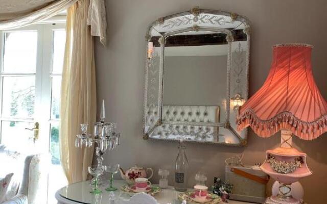 Pytts House Boutique Bed & Breakfast