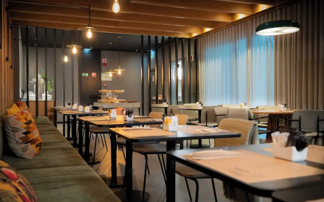 Hotel Acta the Clover