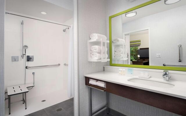 Hampton Inn & Suites Lexington Columbia