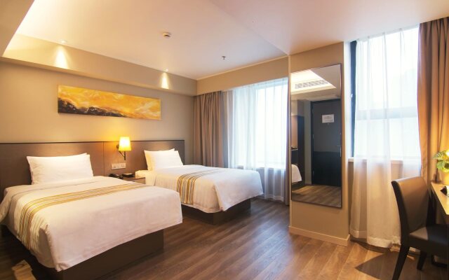 Motel (Shanghai Lujiazui Yushan Road Yuanshen Sports Center)