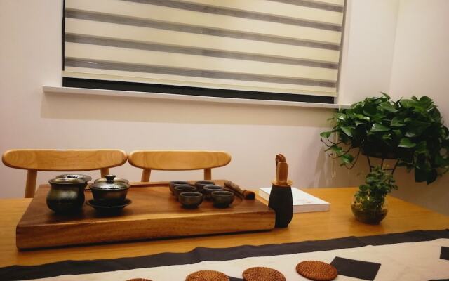 Shanghai Little Lujiazui Qingju Homestay
