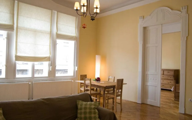 Opera Theater Apartment