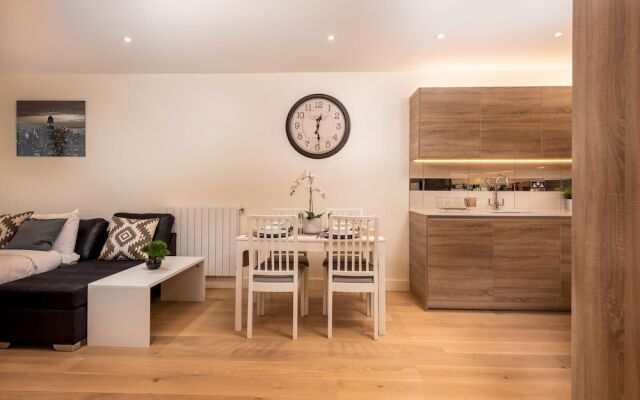 LT Riverview Apartments - Greenwich