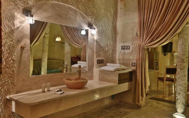 Oread Cave Suites