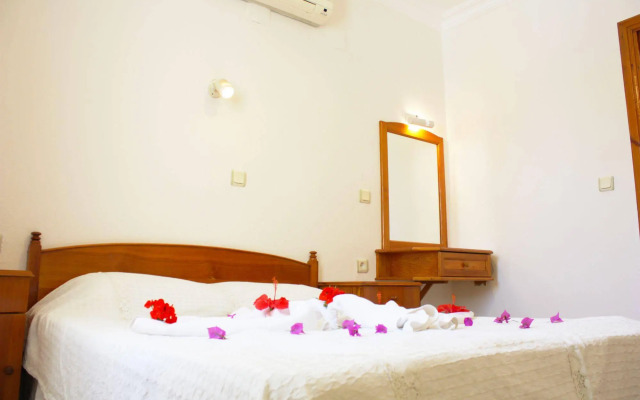 Toloman Hotel Bitez Beach