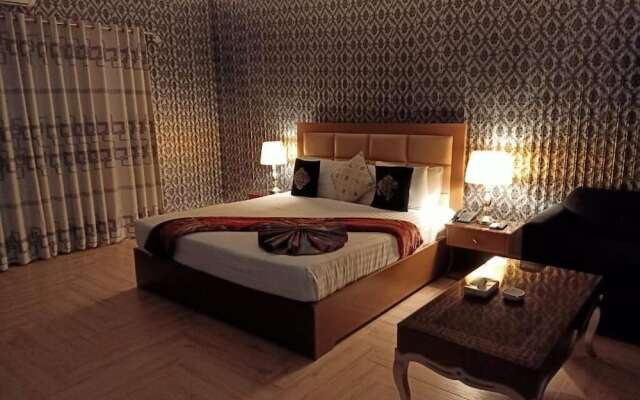 Hotel Versa Apartment and Lodges Lahore