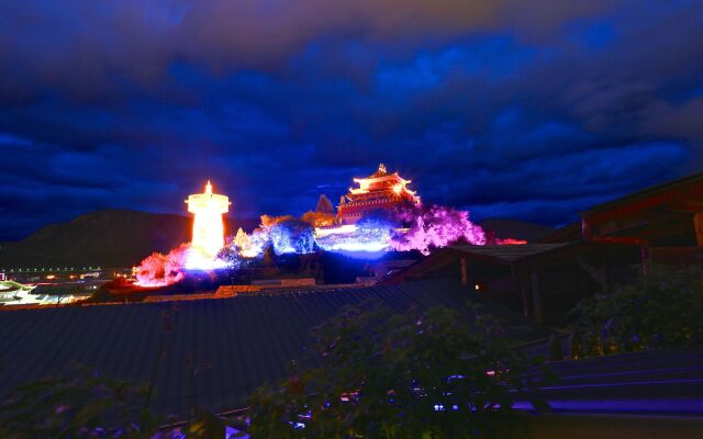 Shangri La Royal Boutique Inn