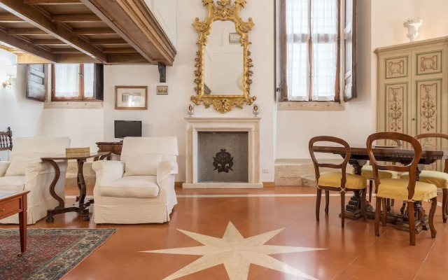 Campitelli Fascinating Apartment