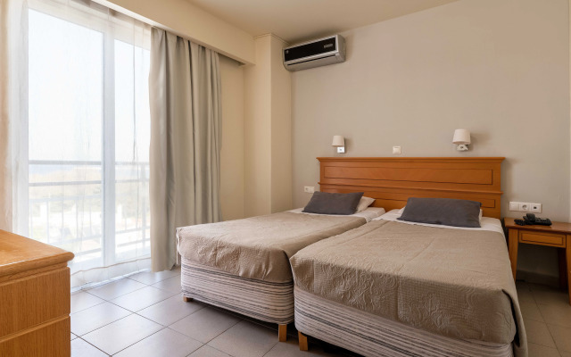 City Plus Rhodes Hotel