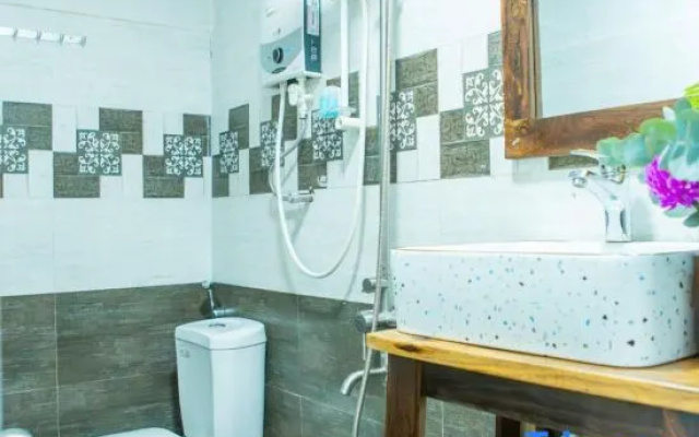 September Garden Homestay – Bathroom – Da Lat