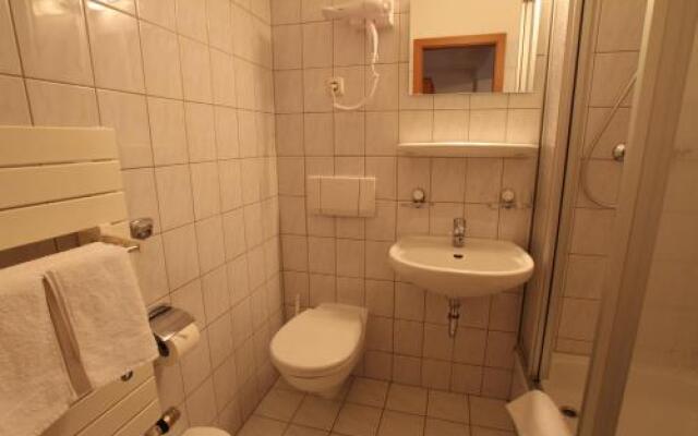 Weie Taube Hotel
