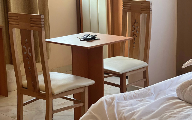 Grand pyramids view hotel