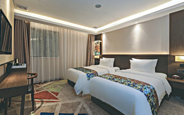 CHEERMAY HOTELS (Guangzhou Pazhou Exhibition Center Chigang Metro Station)